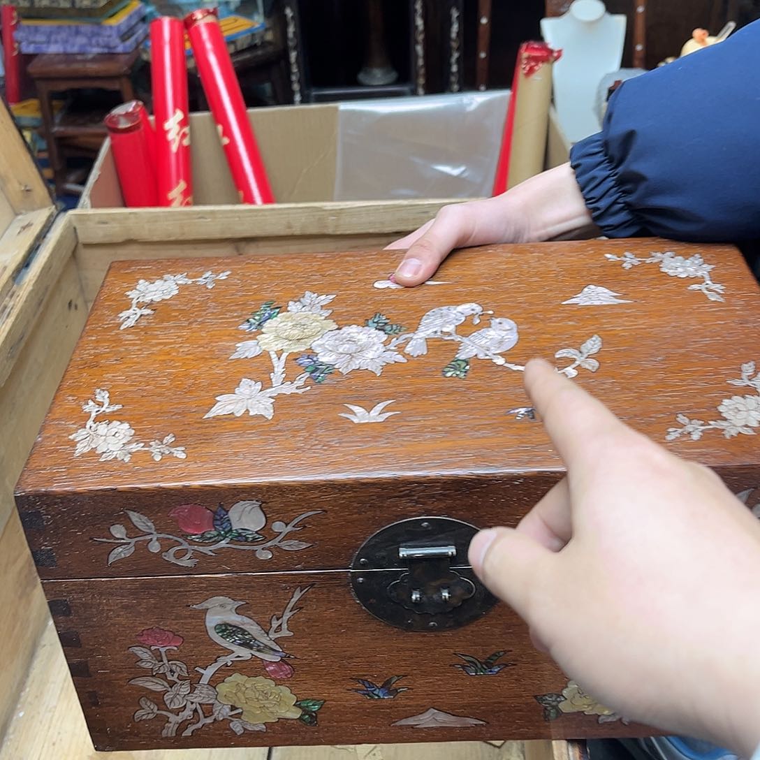 大叶紫檀（黑酸枝木类）