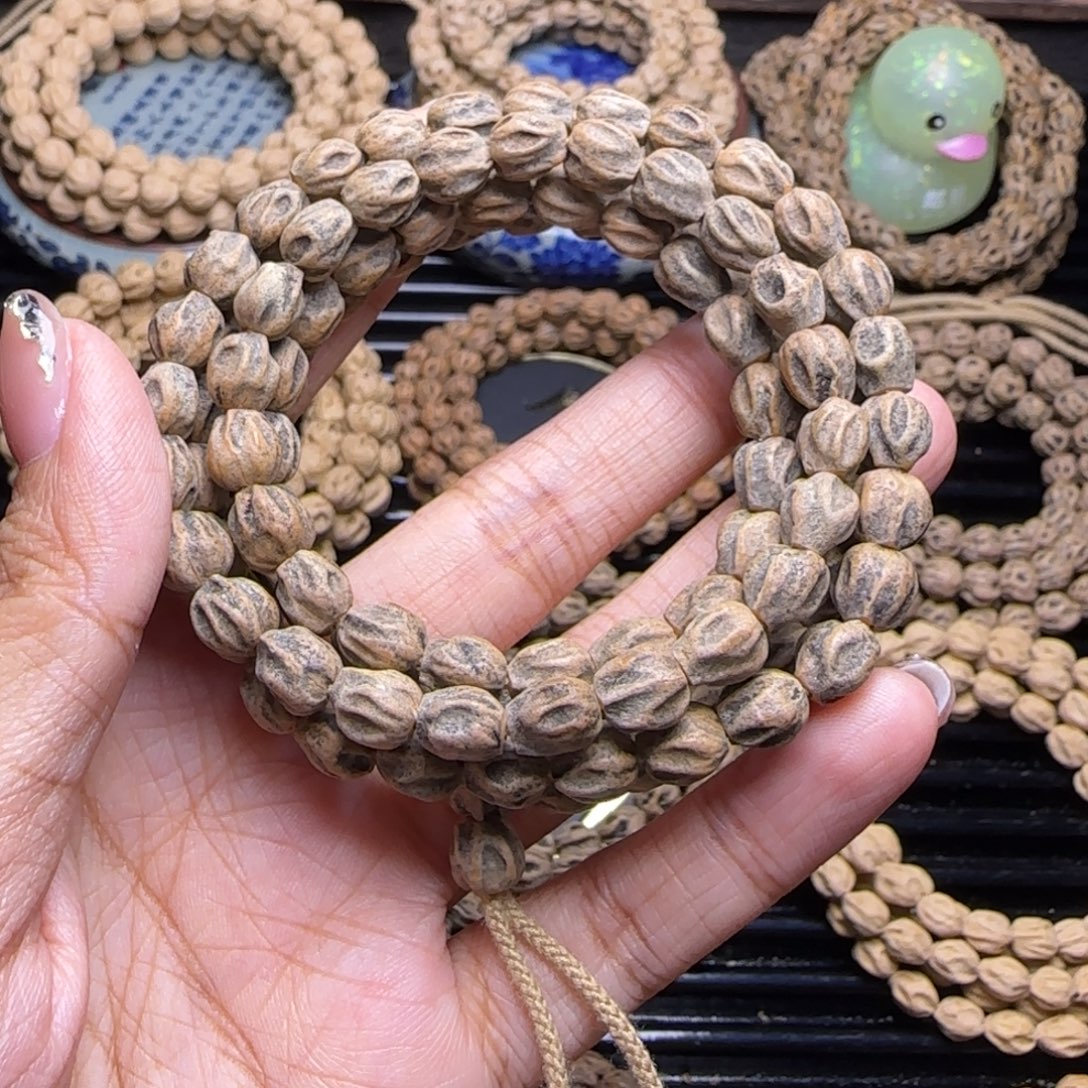 袜***侠吊坠柏香籽/百香籽