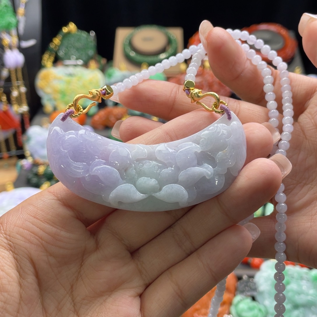 翡翠颈饰未镶嵌代编织