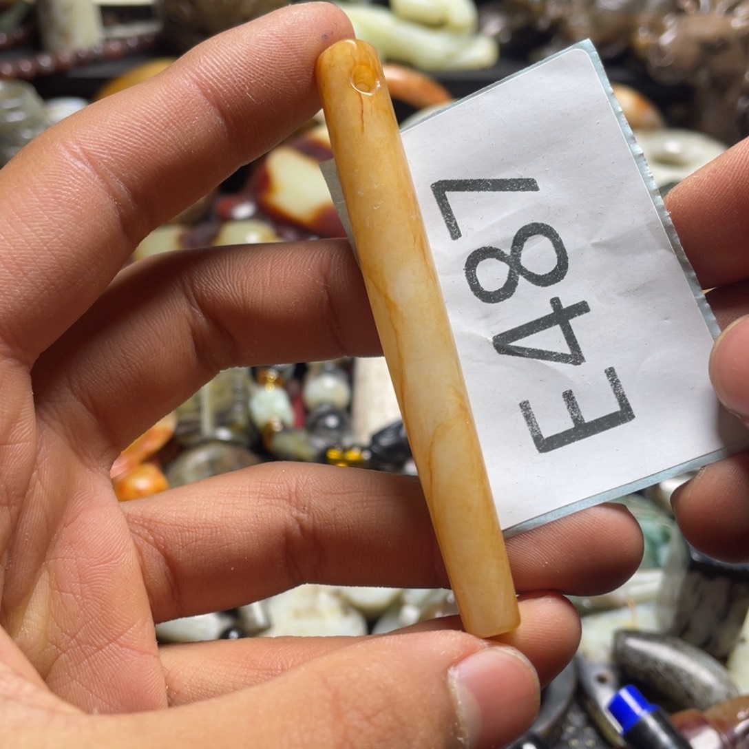 和田玉（糖玉）挂件未镶嵌