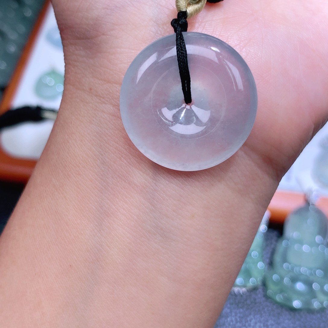 翡翠未镶嵌颈饰扣子