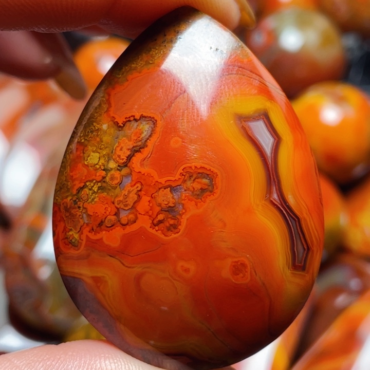 玛瑙/玉髓战国红玛瑙挂件未镶嵌