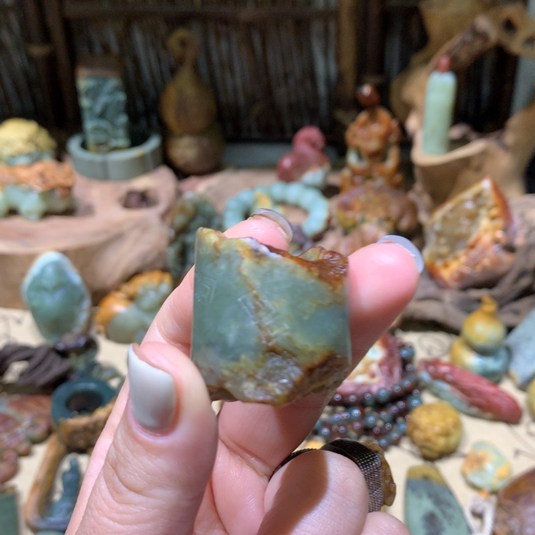 岫岩河磨玉（透闪石质玉）戒指未镶嵌吃****心