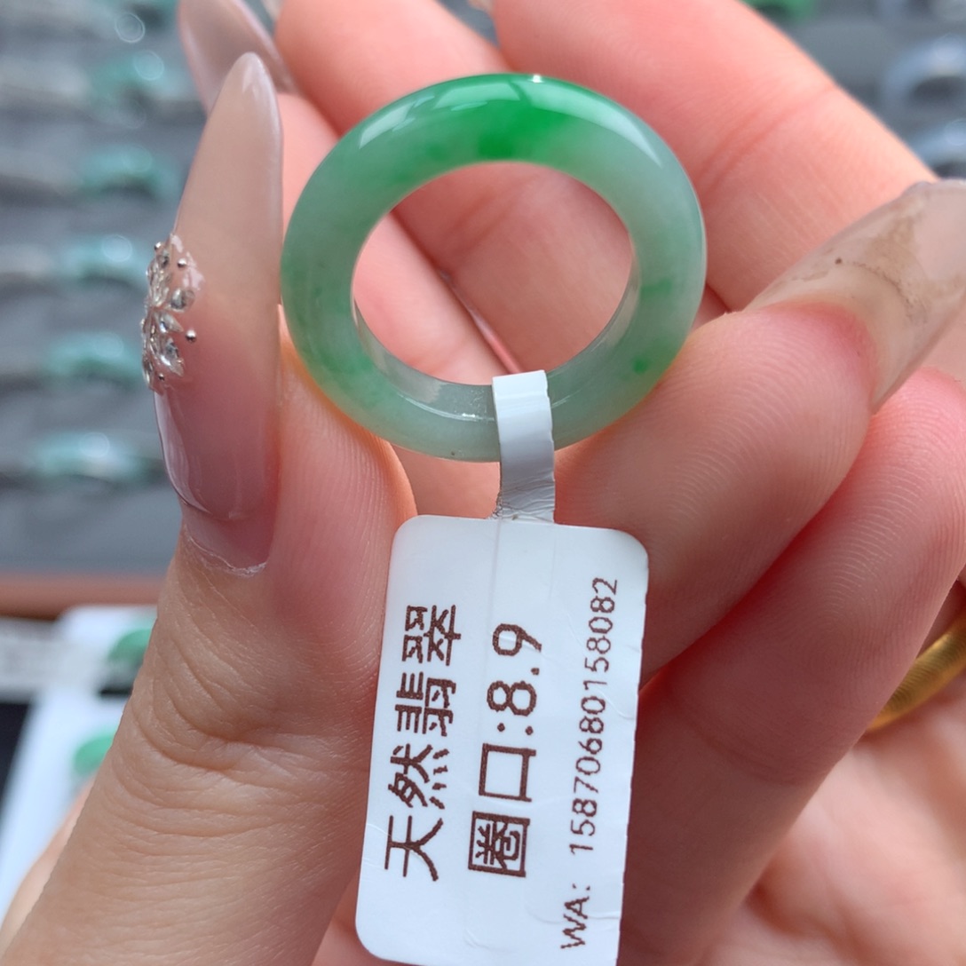 翡翠戒指未镶嵌天然