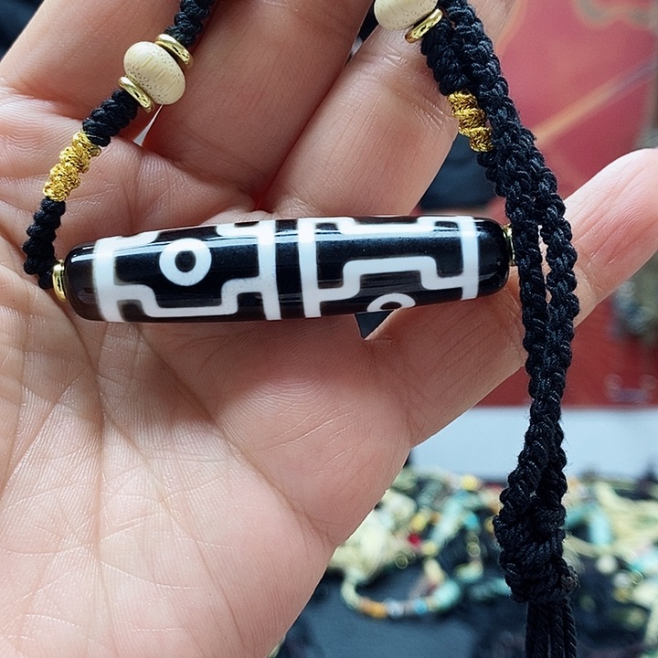 玛瑙/玉髓颈饰合金