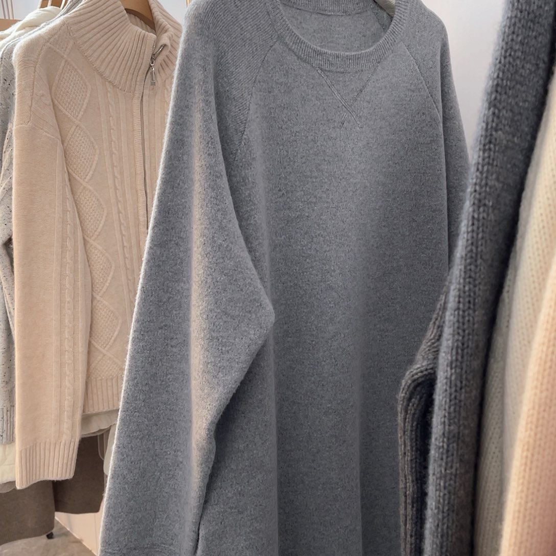 ***单品 空气层 圆领 连衣裙 浅灰色