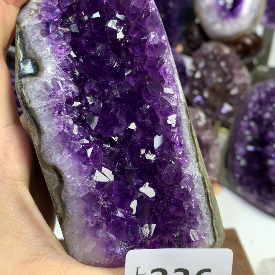 大型摆件（非配饰）紫晶未镶嵌