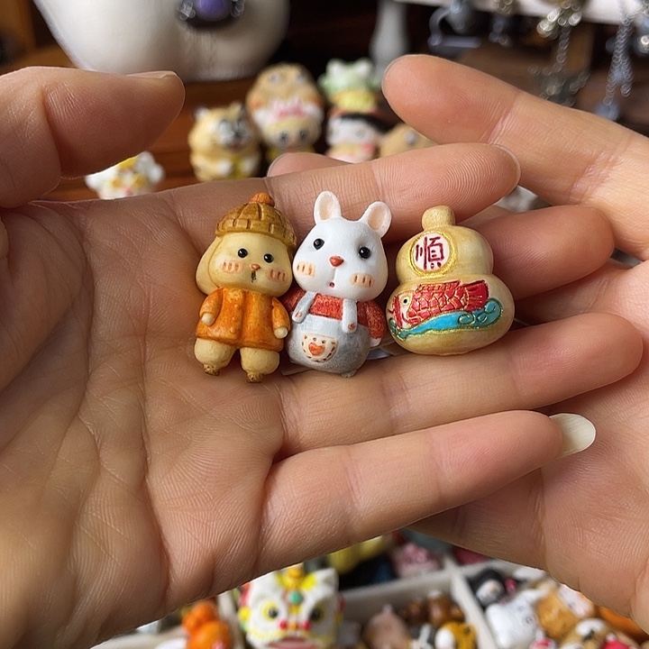 @***瘩大叶紫檀（黑酸枝木类）背带裤兔子长耳兔锦鲤葫芦