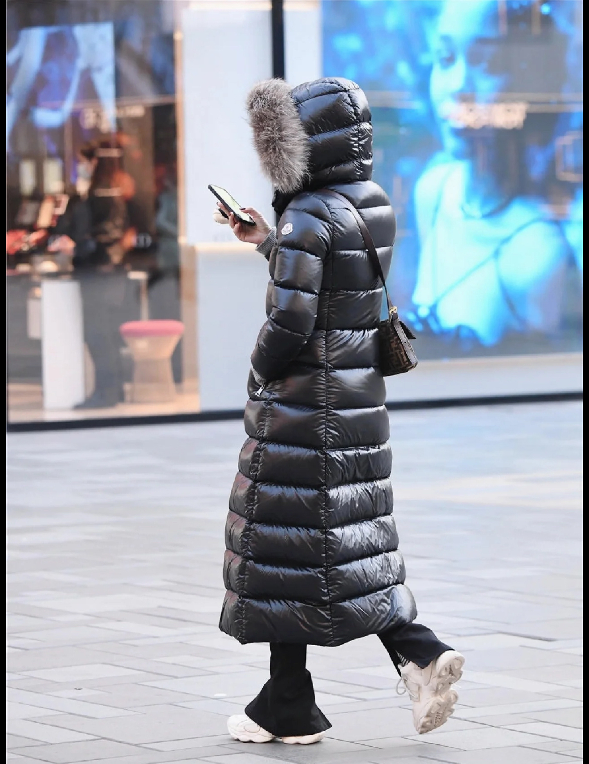 99新 MONCLER Tsan0319/Moncler/蒙口/长款羽绒服/尺码2码