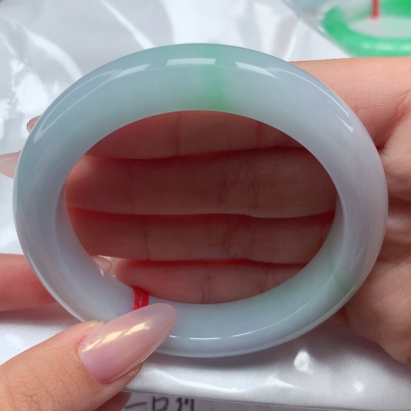 【闪购商品】翡翠手镯未镶嵌56圈