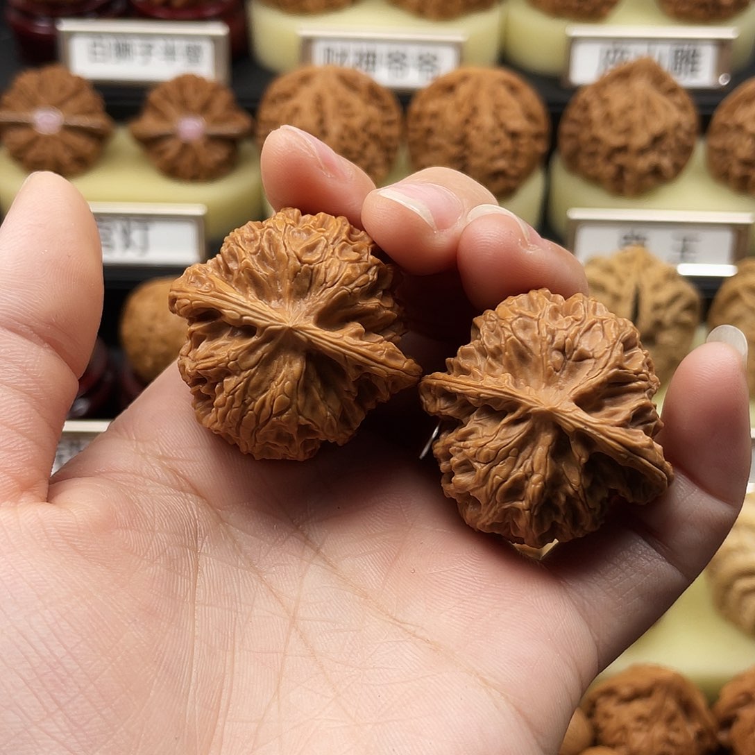 文玩核桃把件苹果园38尺927