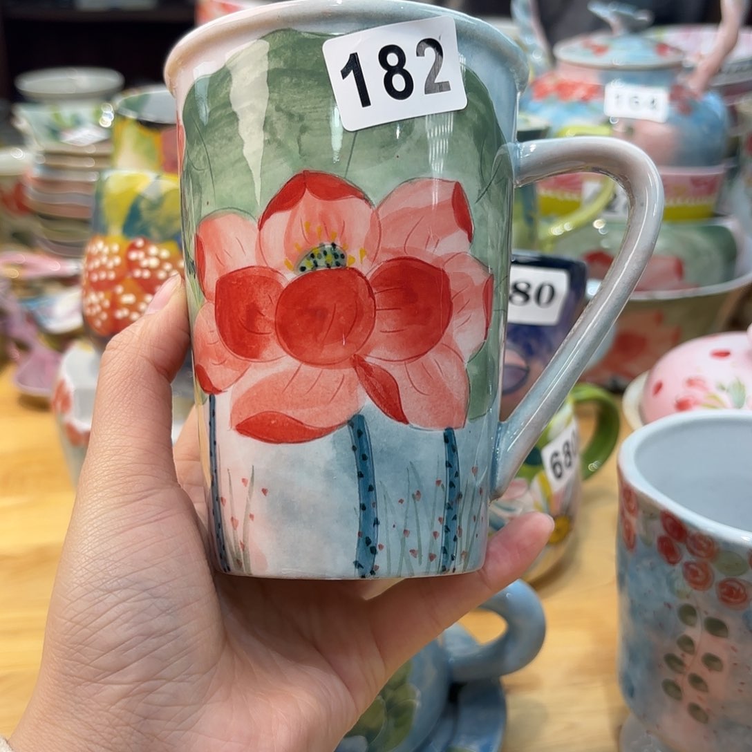 瓷片兔兔哈哈哈哈哈好