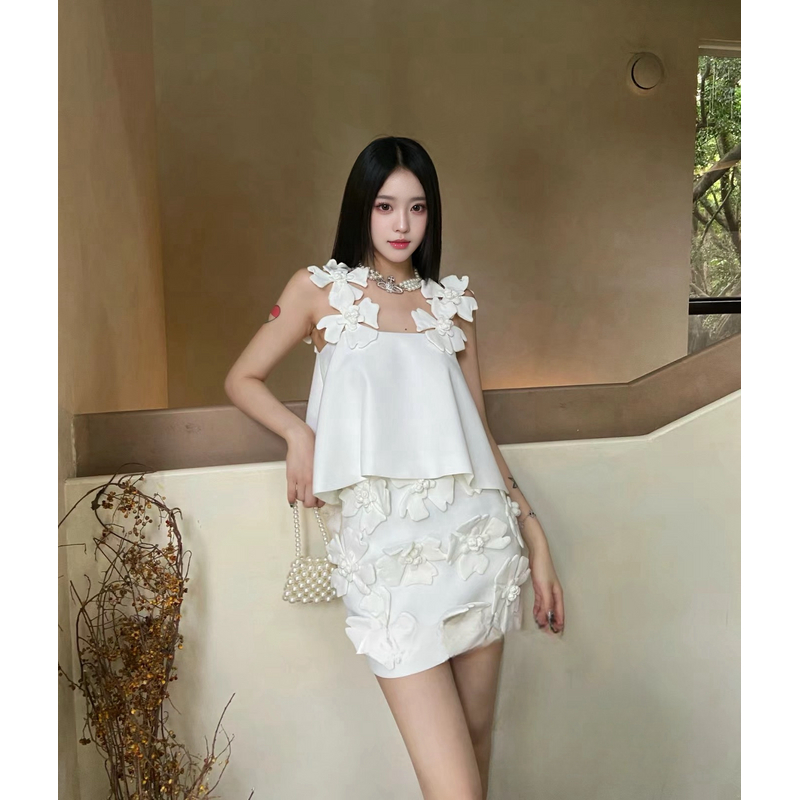 （5折）YOYOUNA法式初恋立体花朵绝美吊带+包臀半裙夏季洋气套装