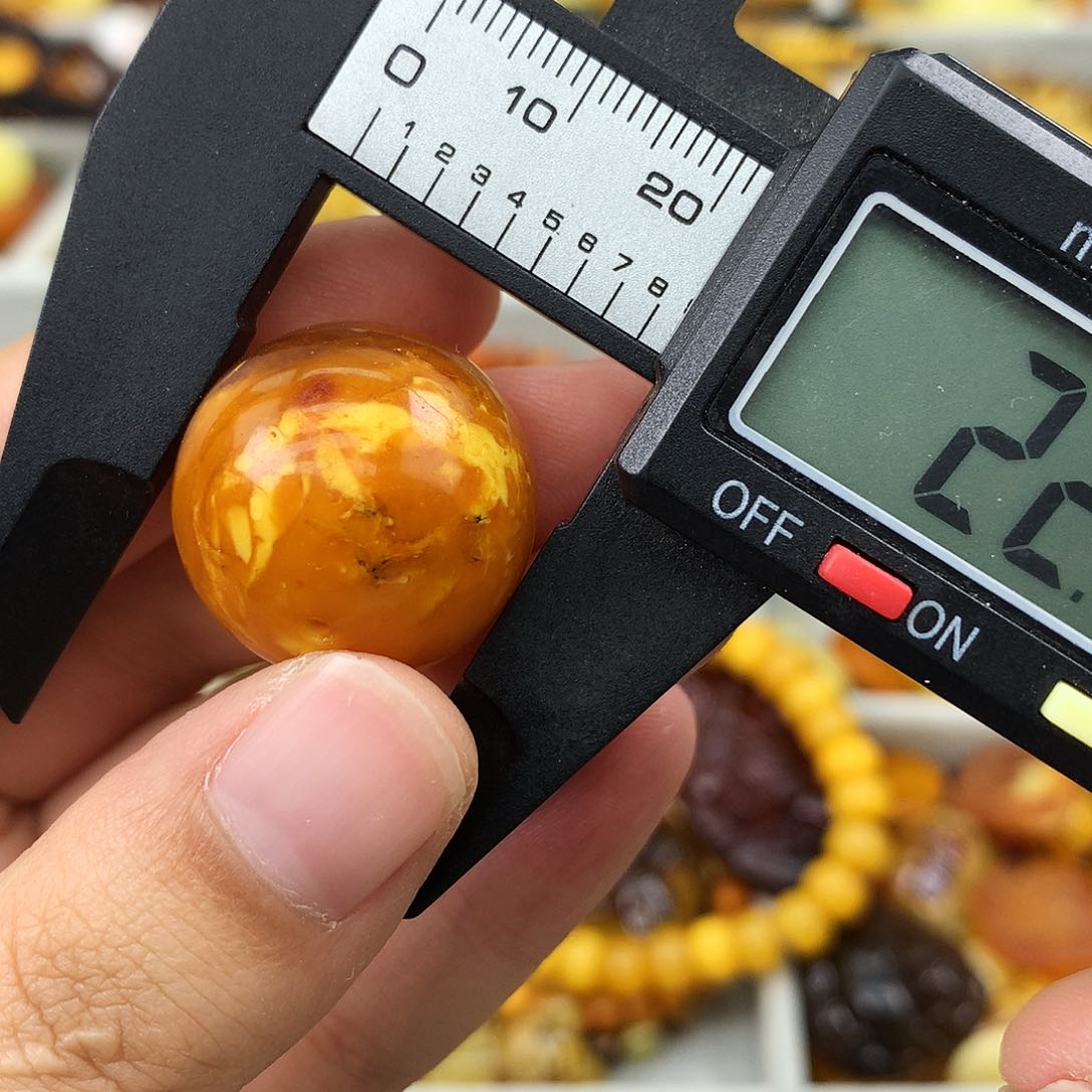 未镶嵌蜜蜡珠宝奇石