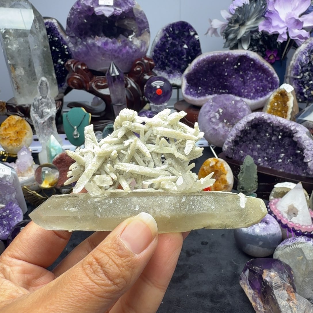 未镶嵌水晶摆件喜马