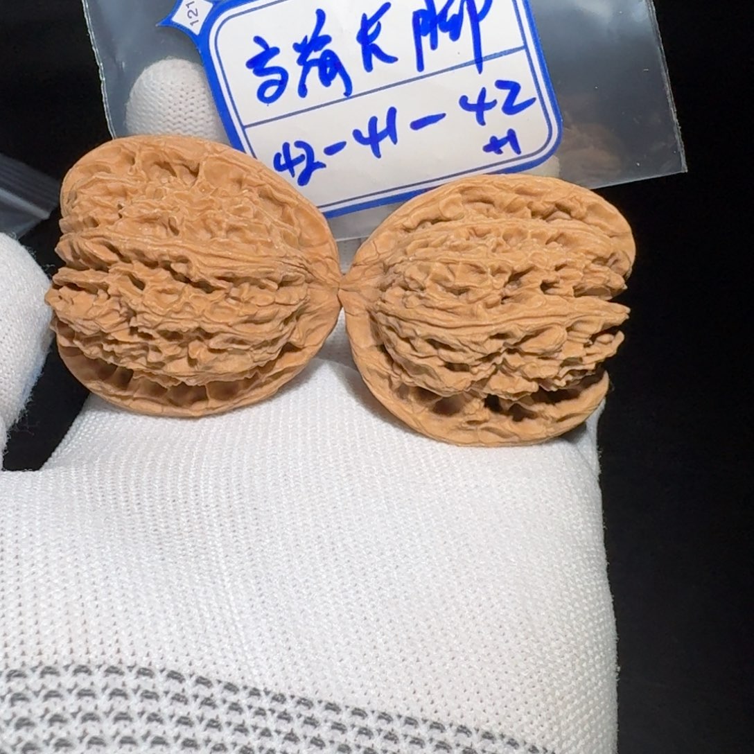 文玩核桃把件12号万字