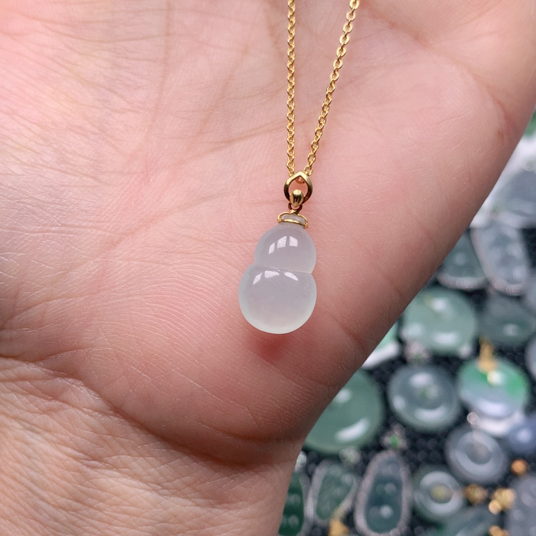 【闪购商品】翡翠吊坠(不含链)18K金镶嵌