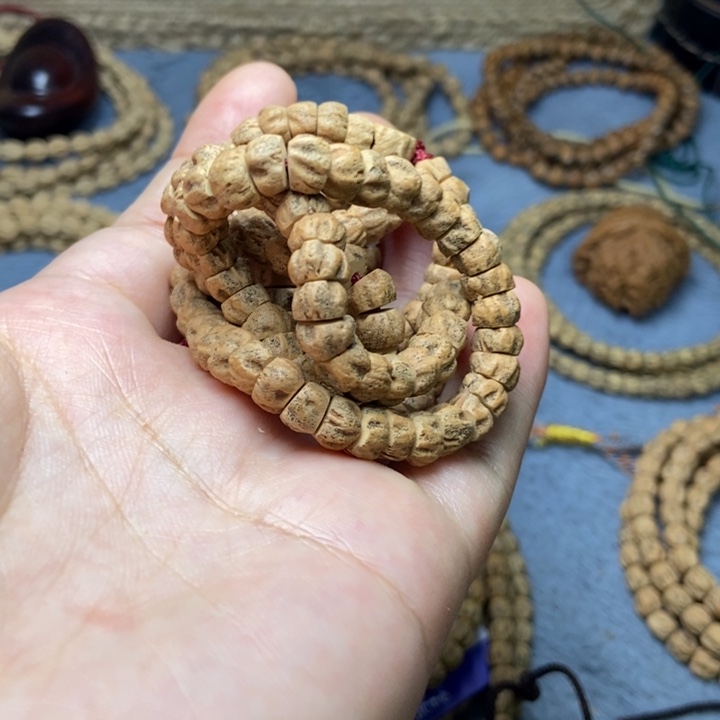 【闪购商品】吊坠柏香籽/百香籽