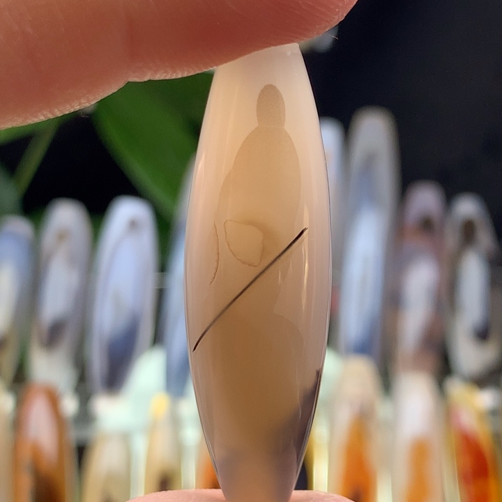 玛瑙/玉髓颈饰未镶嵌8