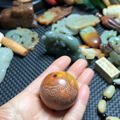 白玉菩提吊坠摆件