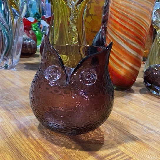 琉璃花瓶高17厘米口径10厘米