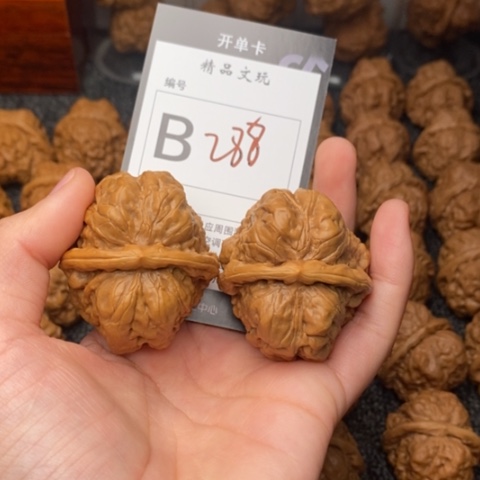 吊坠桃核领*我是第一百42