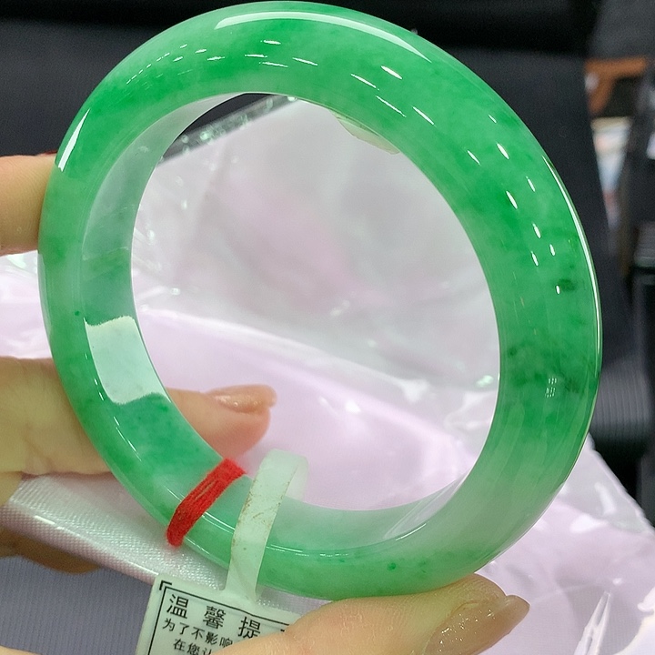 翡翠手镯未镶嵌正圈62-63