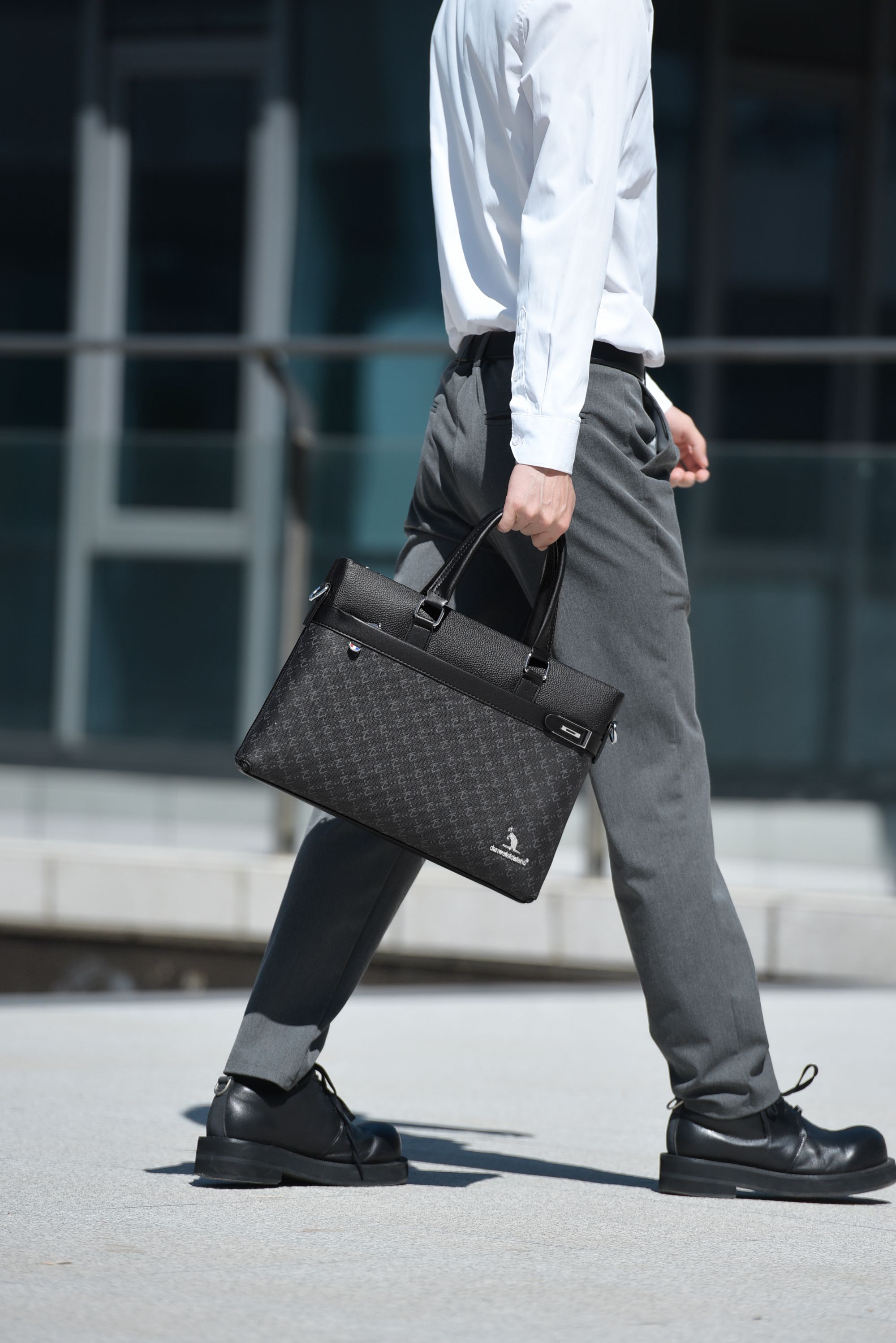 【官方正品】2025新款头层牛皮大容量公文包时尚商务电脑包9993