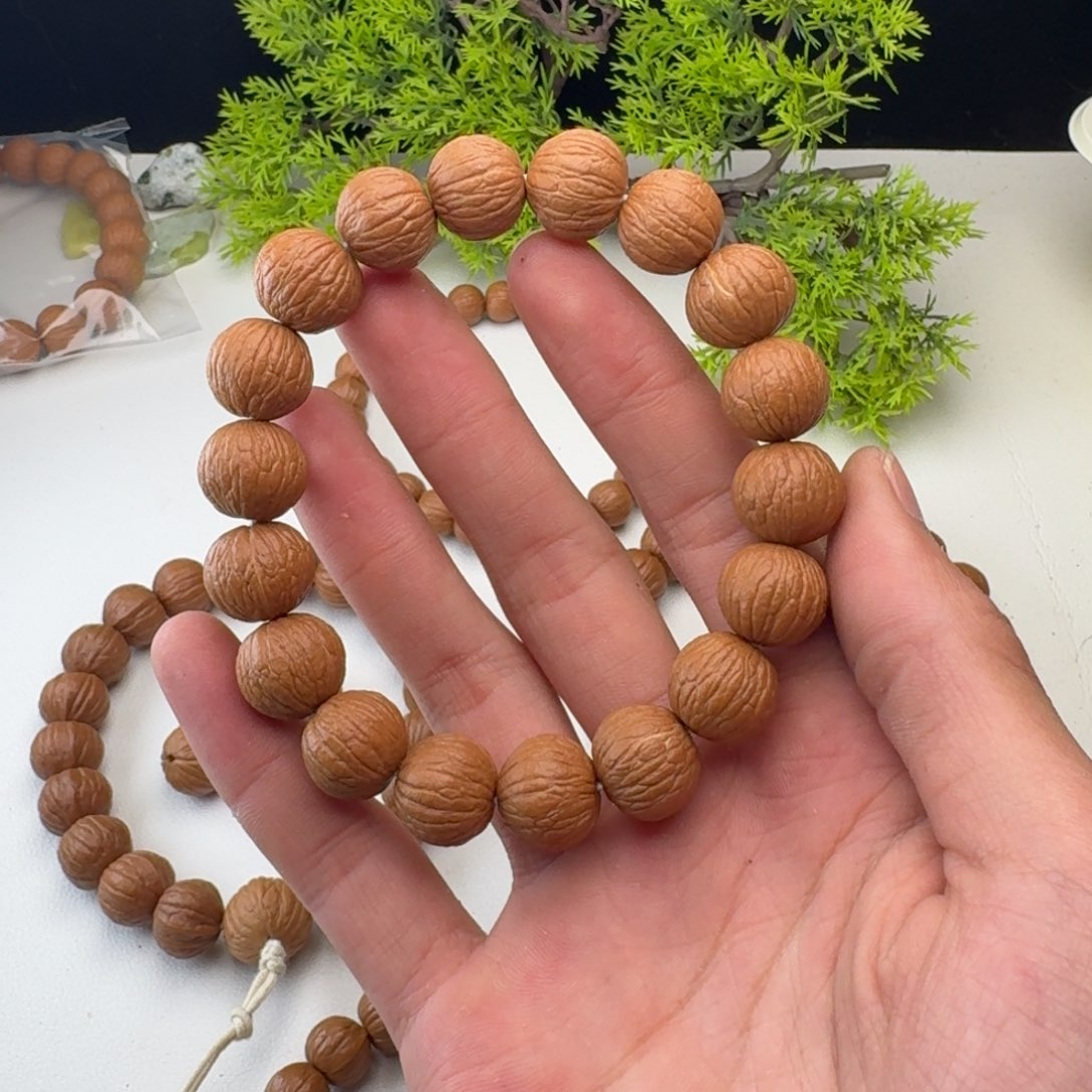 童***8猴头核桃手串14风雨同尺