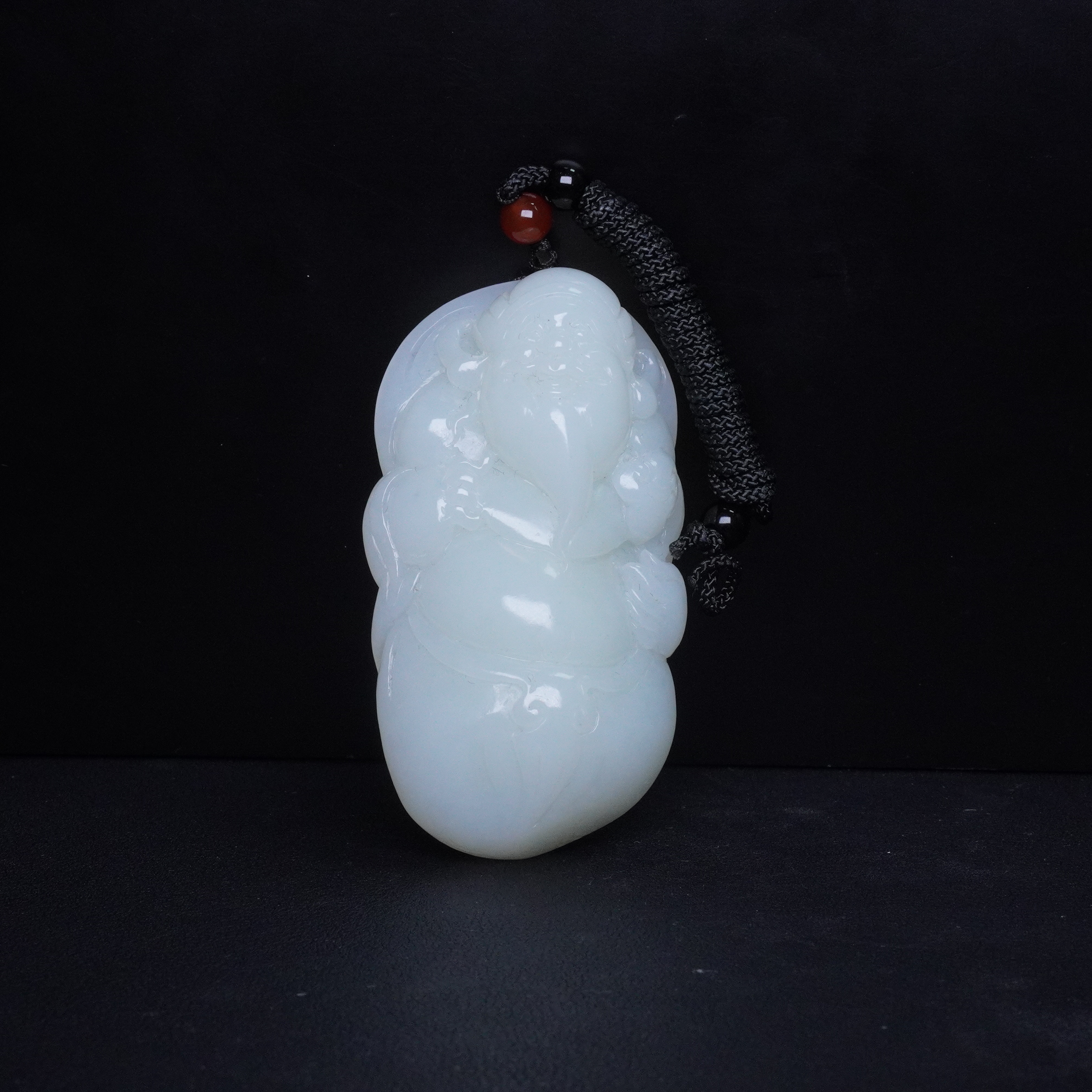  【清】和田玉财神献宝把件（高7.1cm宽3.6cm重93g）QTY810