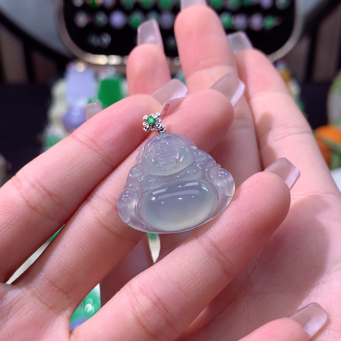 翡翠颈饰18K金镶嵌翡翠