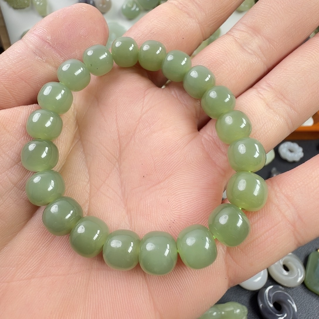 用***0和田玉（糖玉）未镶嵌手链