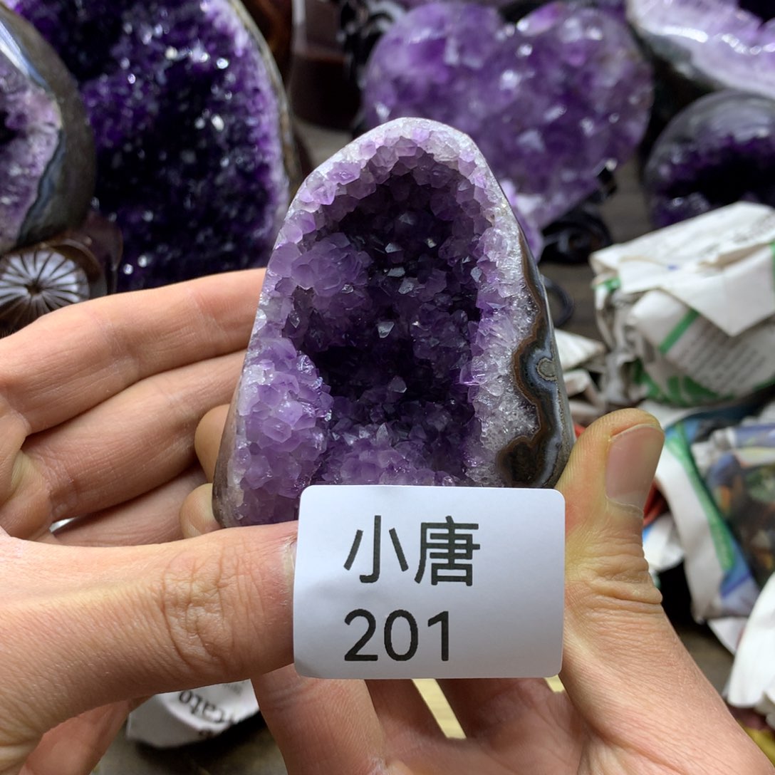 紫晶大型摆件（非配饰）未镶嵌