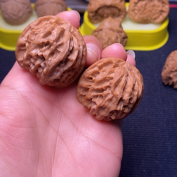 i***核桃手把件38苹果园75