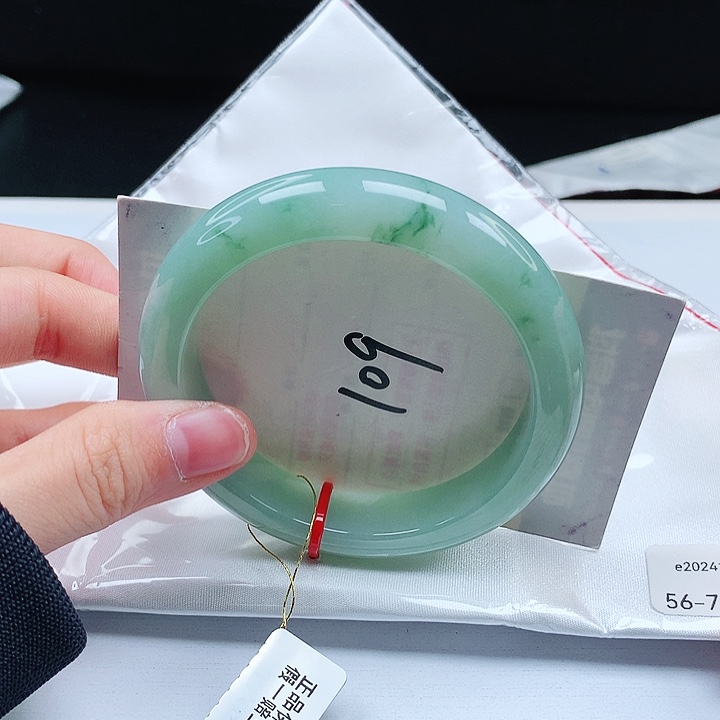 翡翠手镯未镶嵌缅甸天然a货手镯56