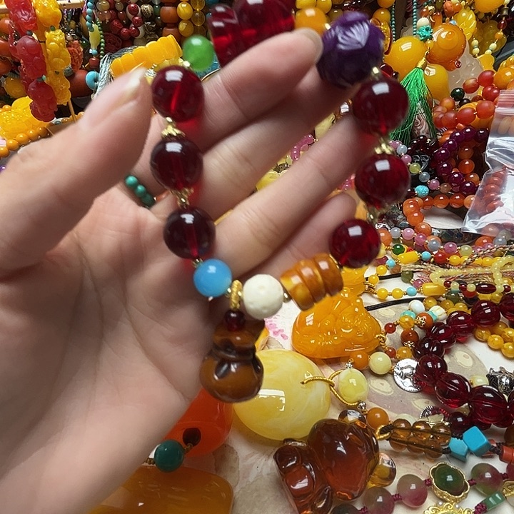 树脂制品6912红色手链