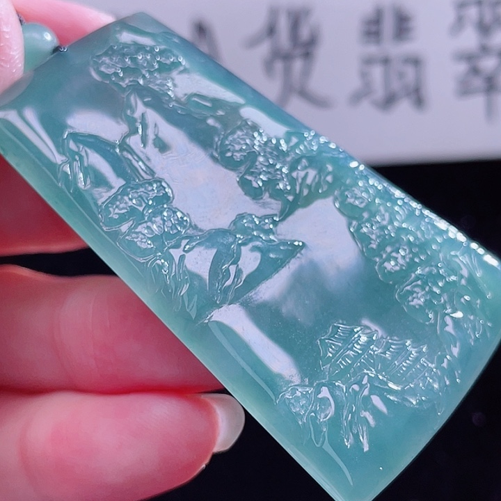 翡翠颈饰未镶嵌9999999999