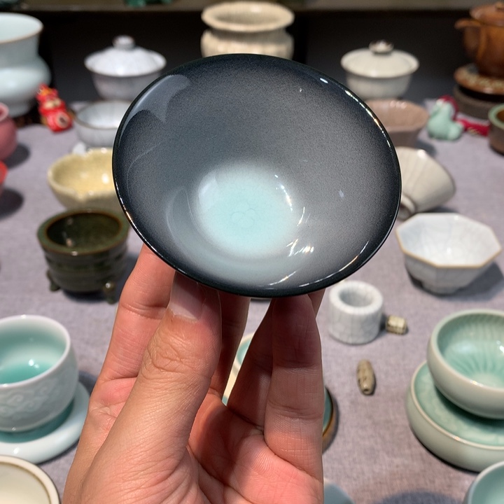 龙泉青瓷铁胎粉青釉