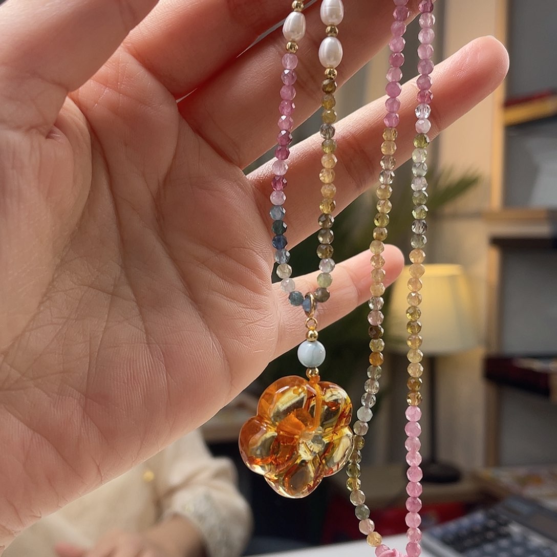 琥珀裸石未镶嵌琥珀吊坠