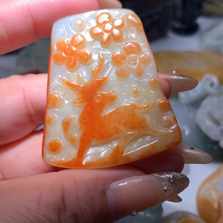 翡翠未镶嵌颈饰保真天然A货翡翠