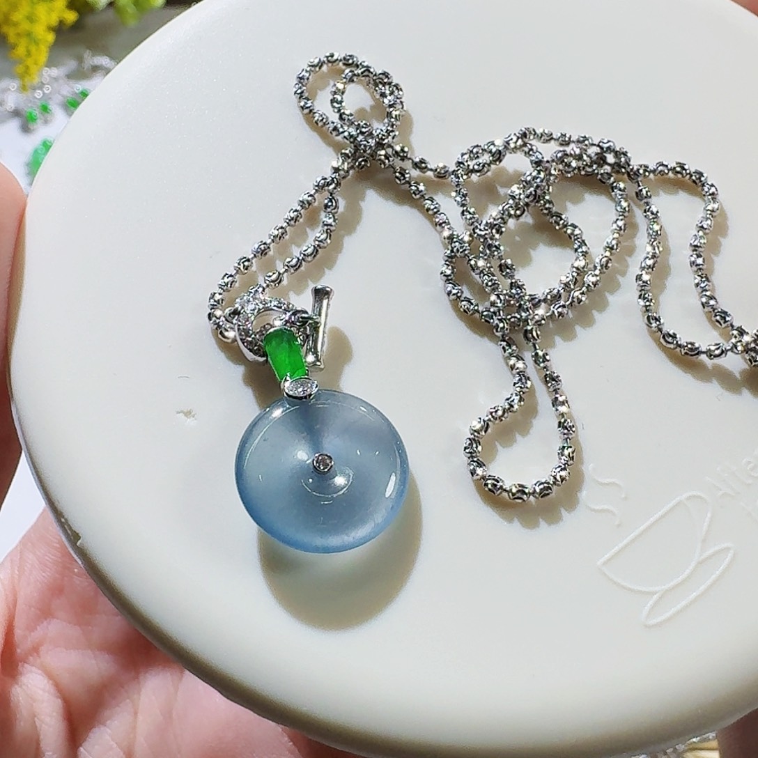 翡翠颈饰18K金镶嵌J***?平安扣一套买断（不退不换）