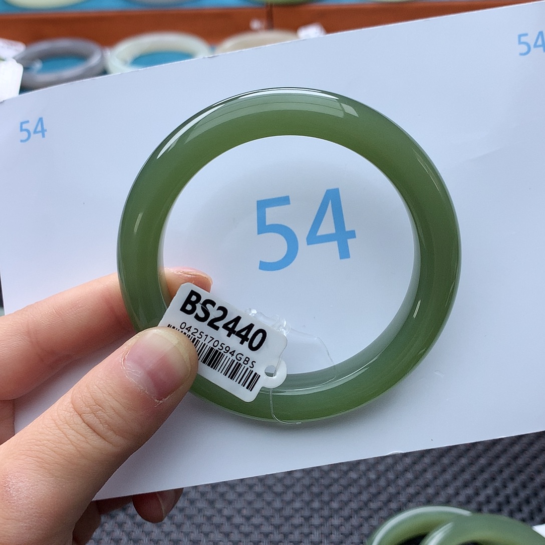 幸***-和田玉未镶嵌手镯