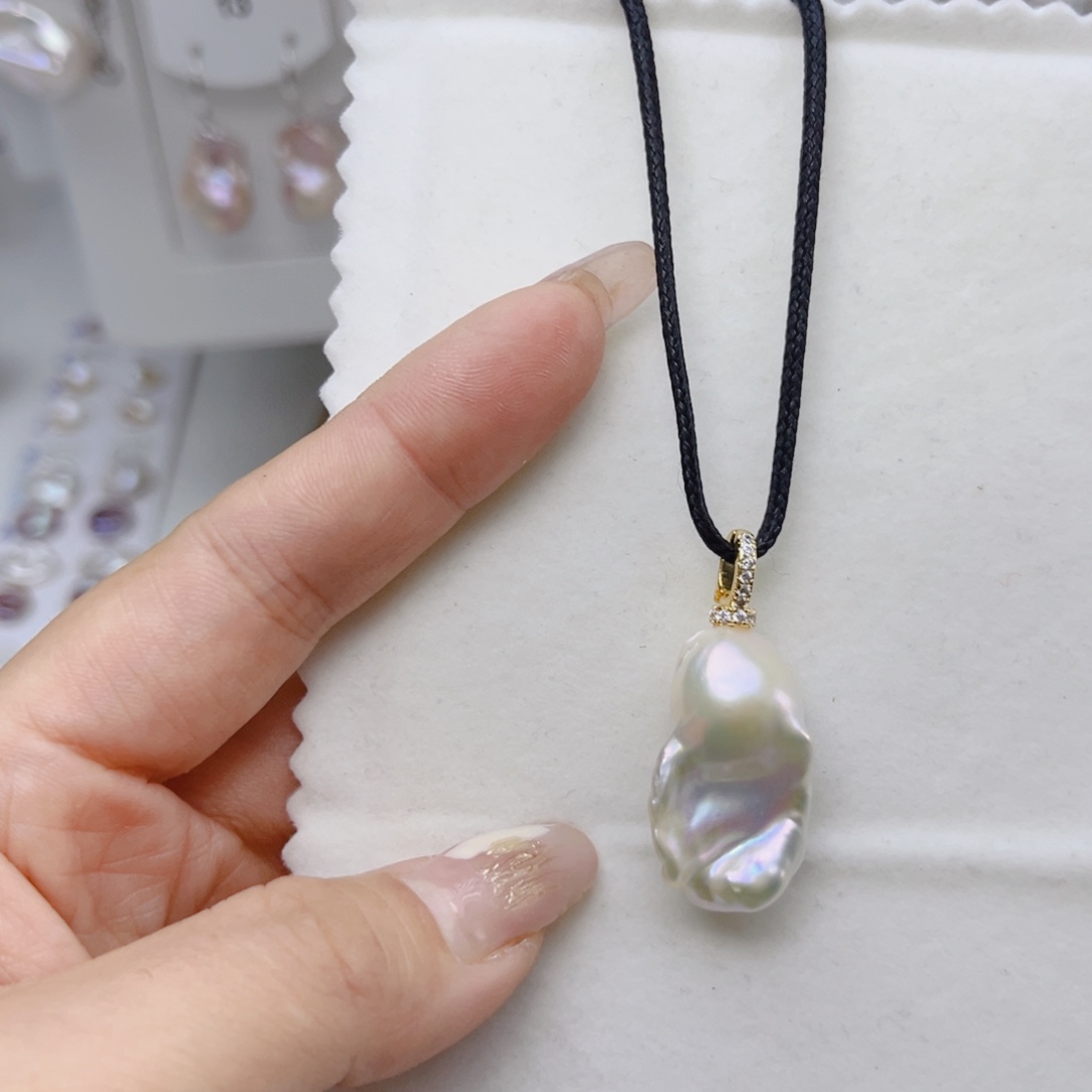 未镶嵌淡水珍珠颈饰