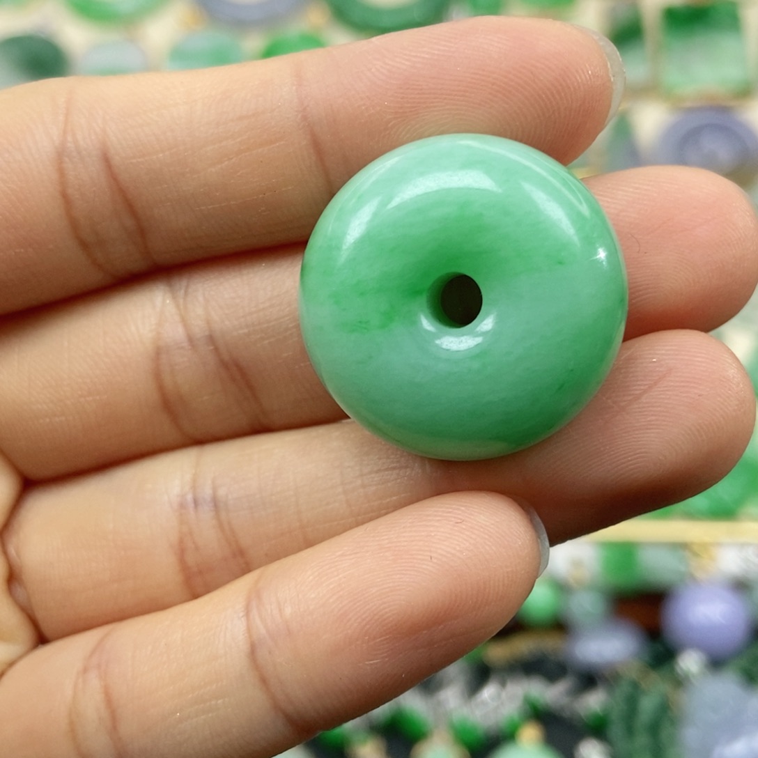 翡翠未镶嵌颈饰C*翡翠翡翠翡翠