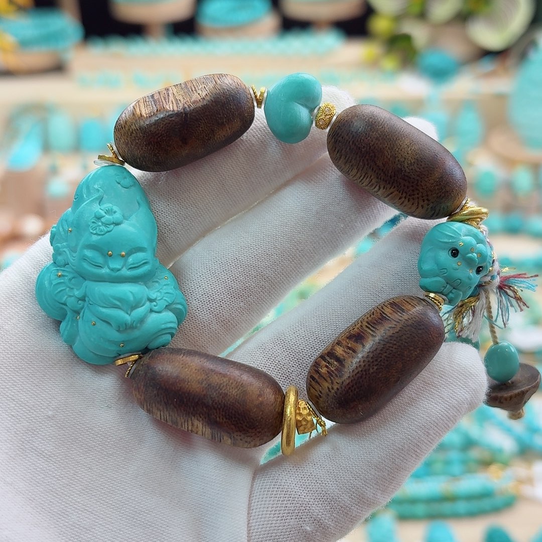 绿松石18K金镶嵌珠宝奇石