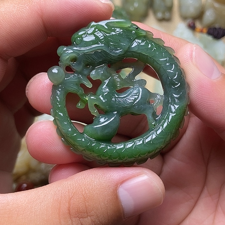 未镶嵌和田玉挂件