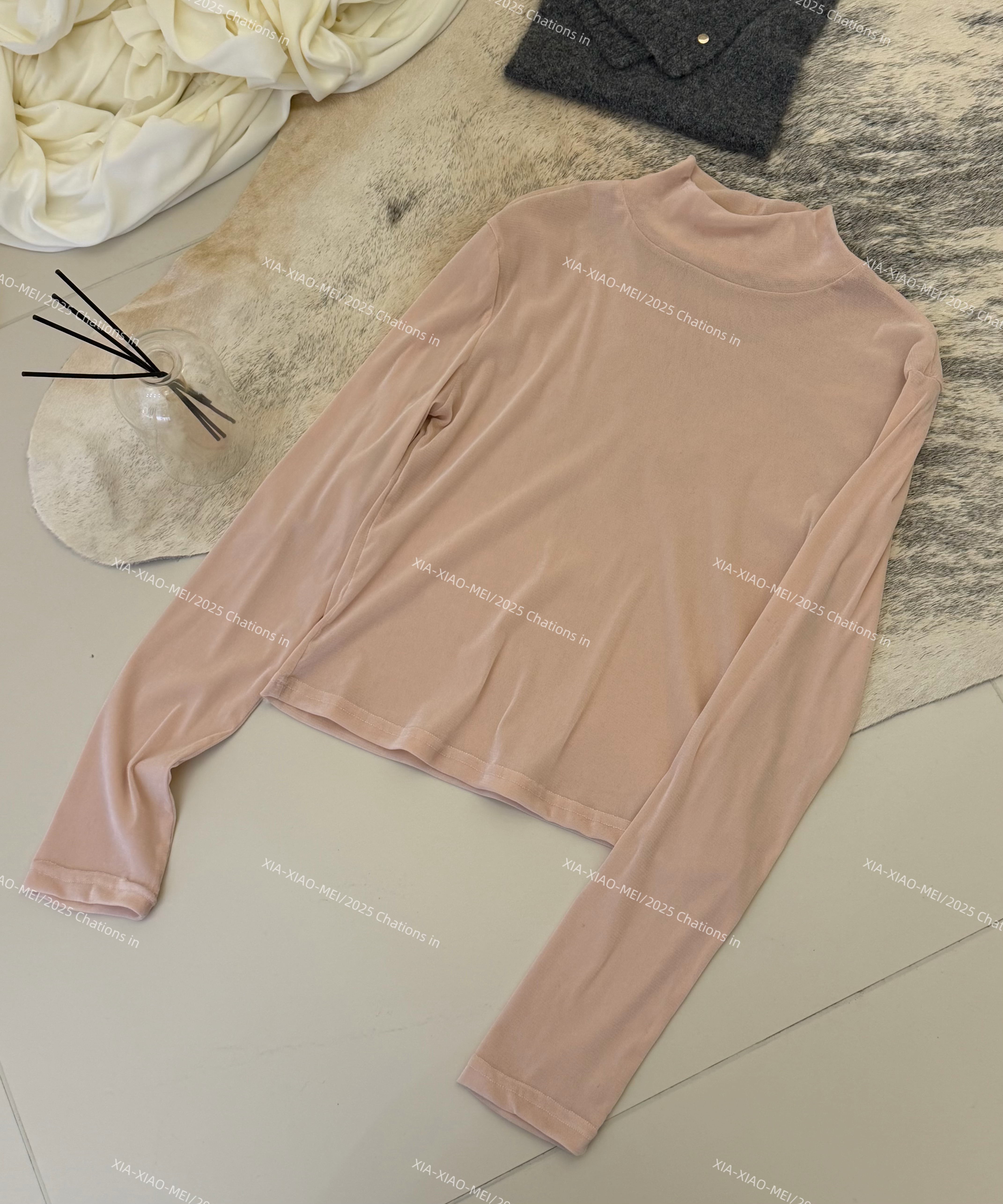 XIAOMEI ｜温柔浅粉丝绒网纱T上衣-5469