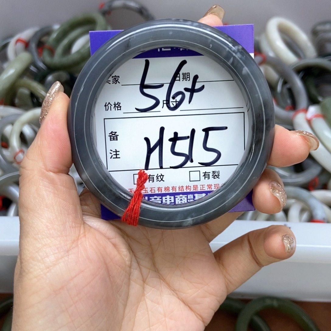 和田玉手镯手镯未镶嵌