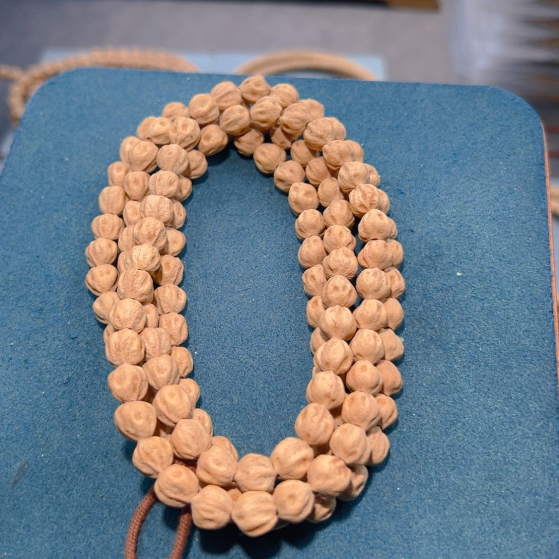 吊坠柏香籽/百香籽烟***楼原装莲花