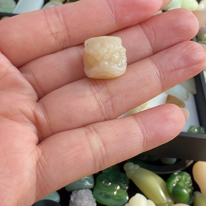 和田玉未镶嵌颈饰14荣浩